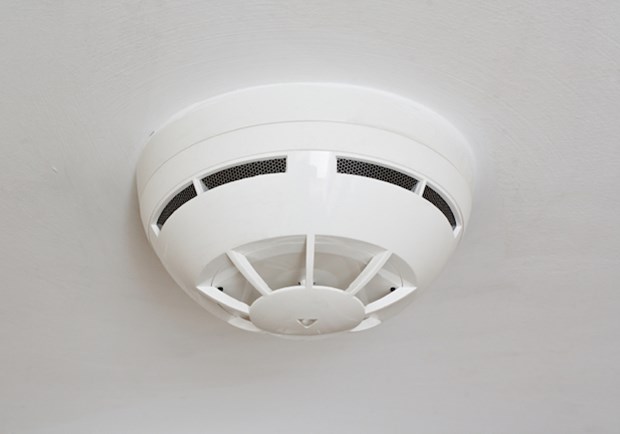 Can you give me the phone number to autozone My smoke alarm keeps beeping every few minutes